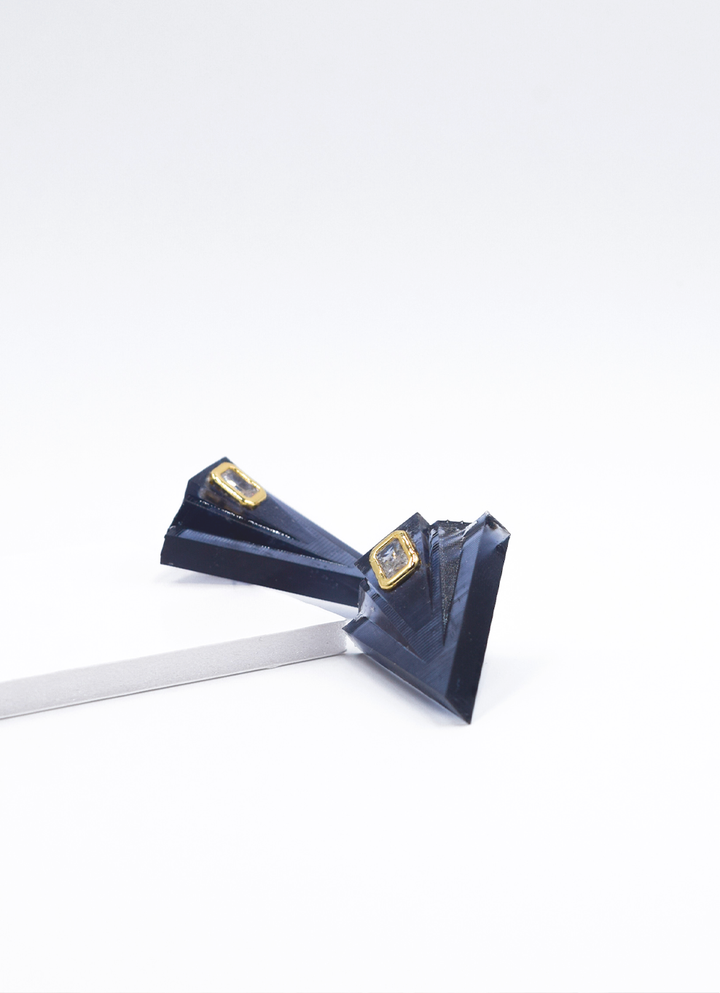 JVxTH - M  SMOKY EARRINGS