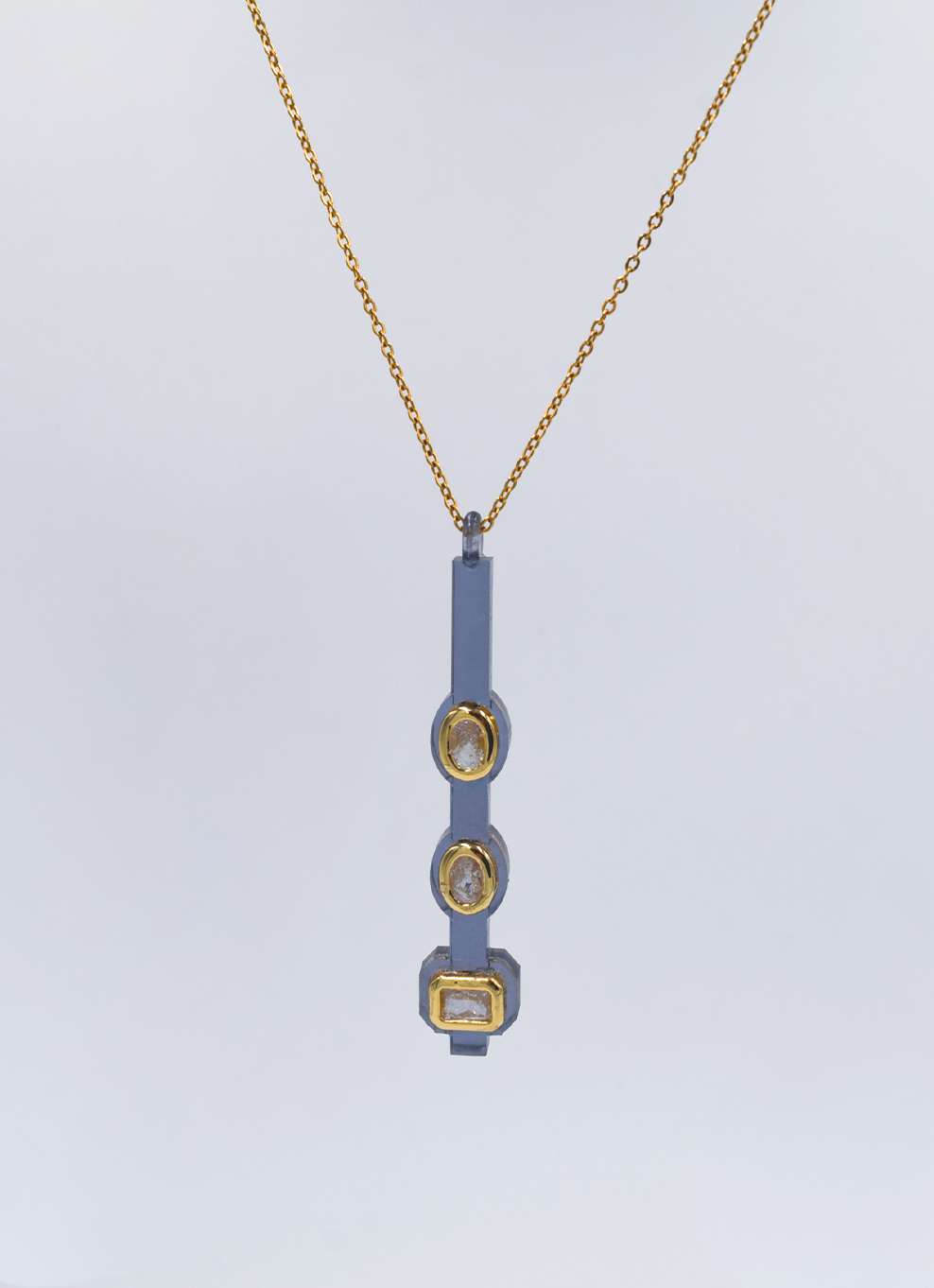 JVxTH - SMOKY BAR NECKLACE